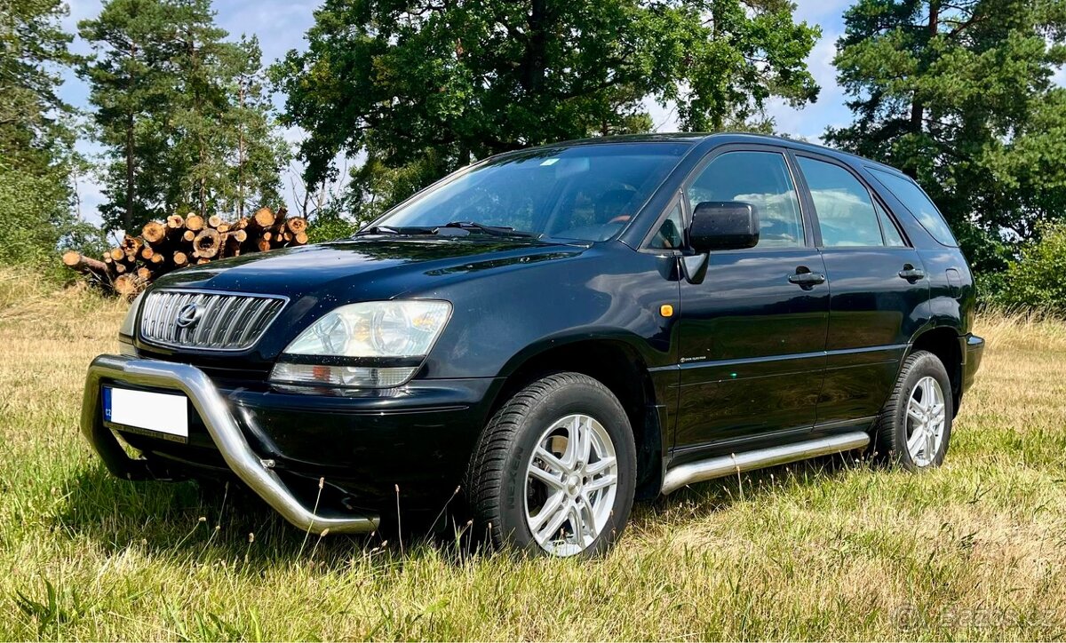 Lexus RX 300 4x4, V6, automat, dobrý stav, původ ČR