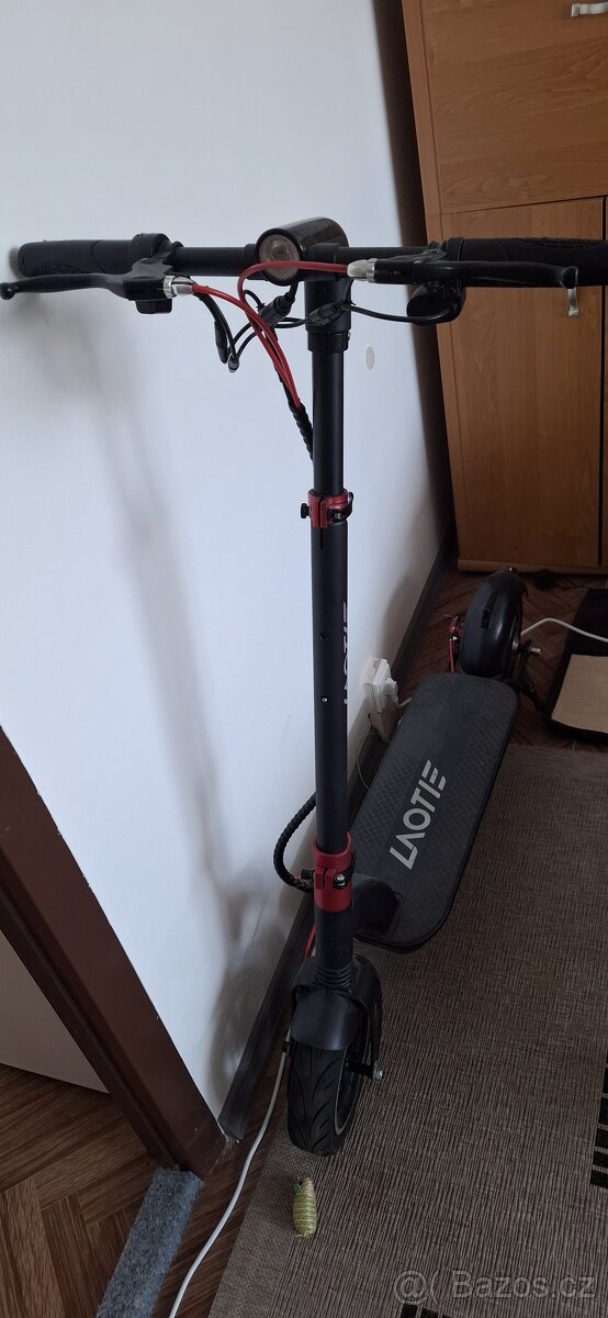Elektrokoloběžka Laotie H6