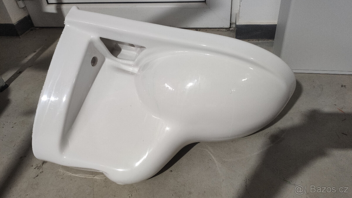 Prodam WC misu Villeroy & Boch O.novo 5660