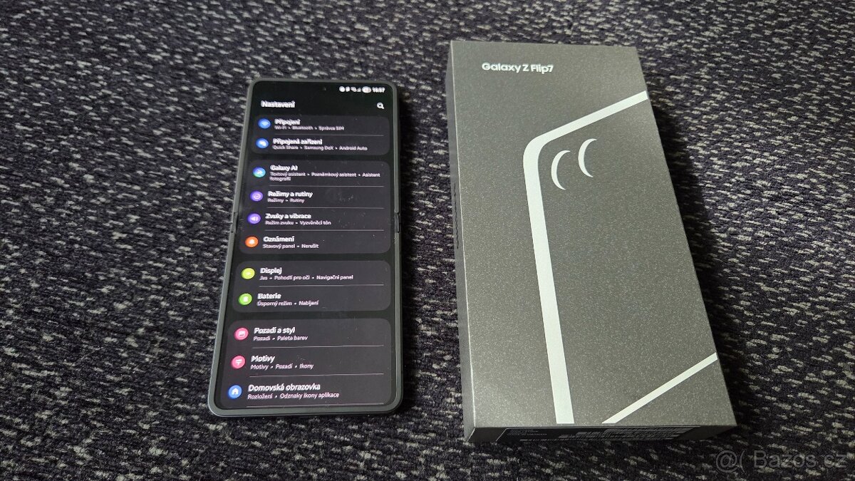Z Flip 7