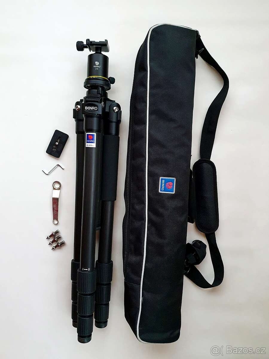 Stativ Benro C-458m8 (C4580T) + hlava Benro J2