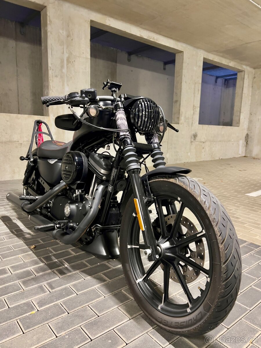 Harley Davidson Iron 883 (2016)