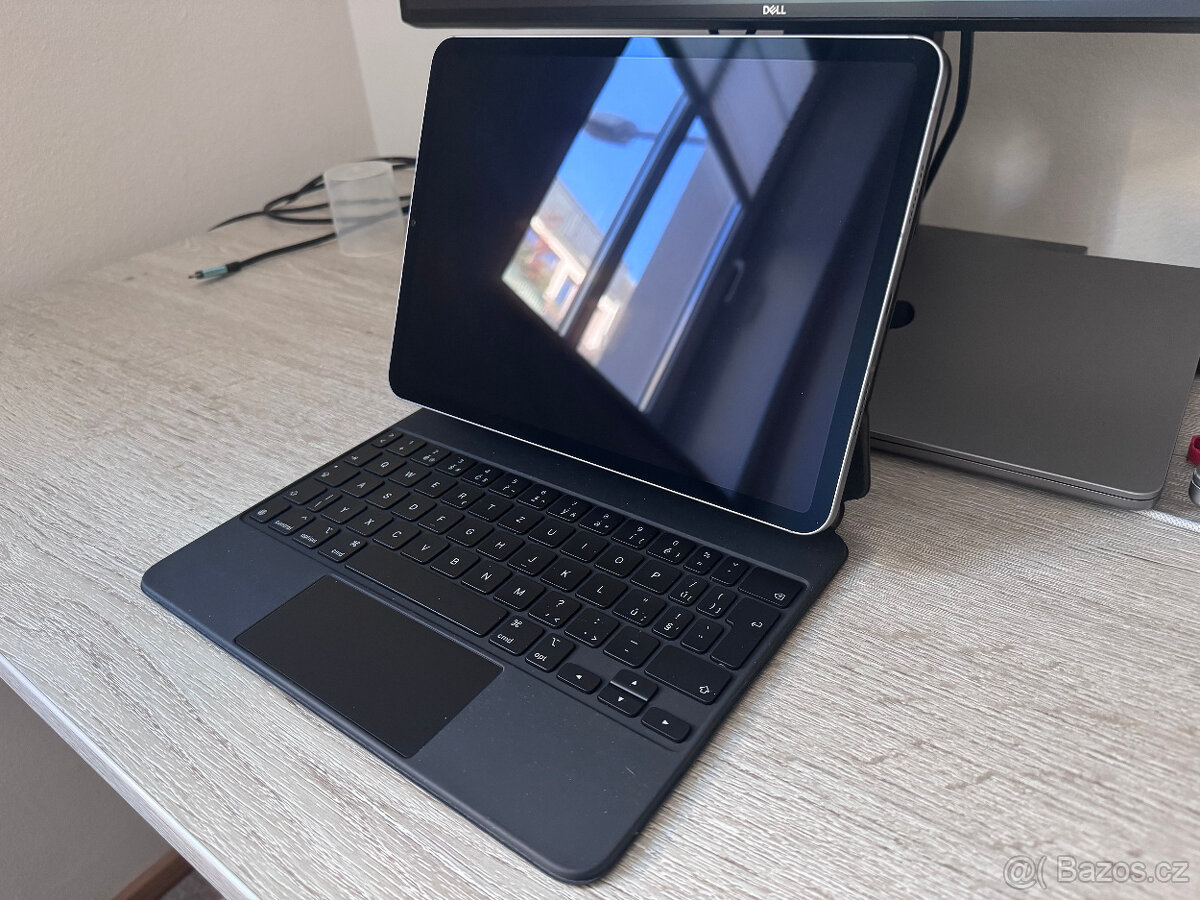 iPad Pro 2022 M2 11'' 256 GB + Apple Magic Keyboard