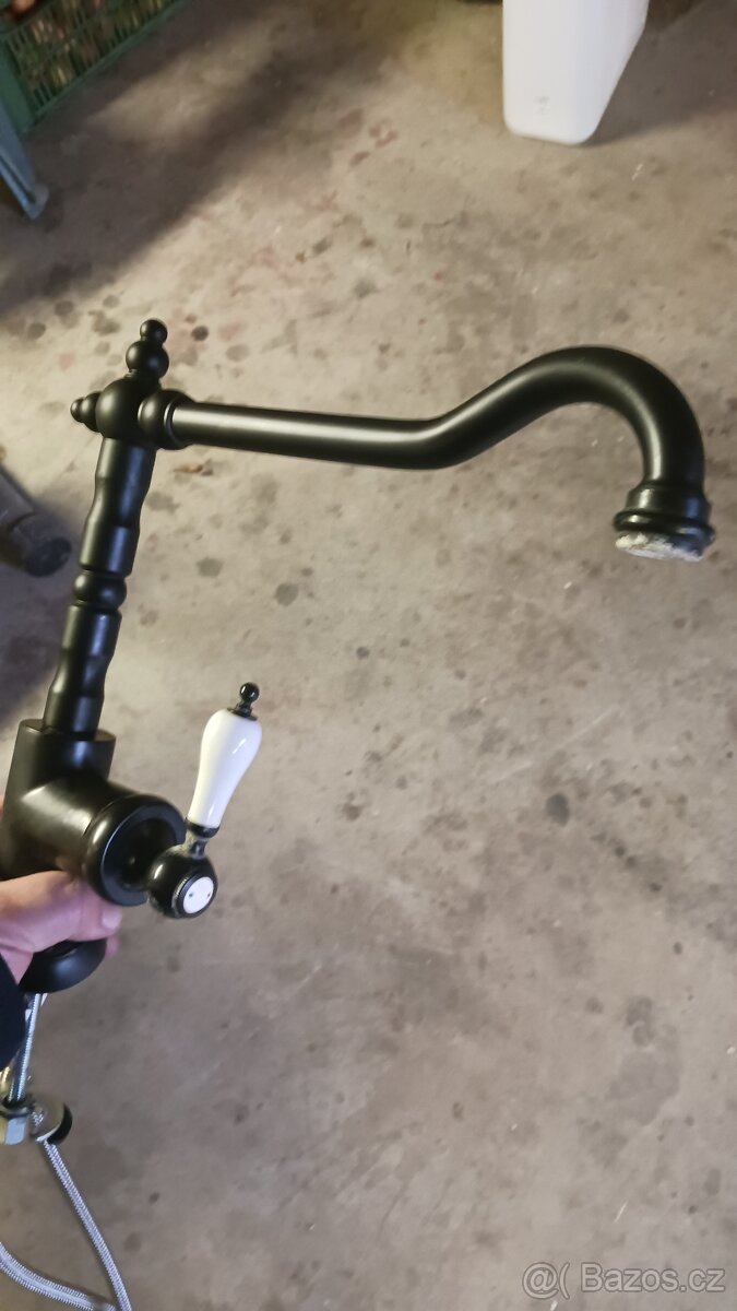 Prodám dřezovou pákovou baterii