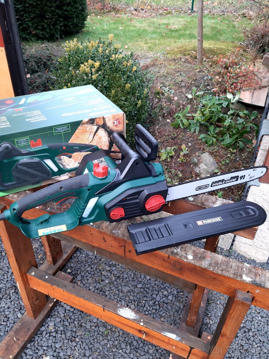 řetězová pila Parkside PKS 2200 A1