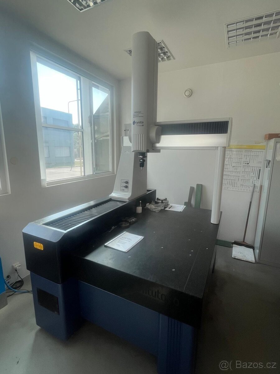 Měřící stroj Mitutoyo Crysta Plus 710