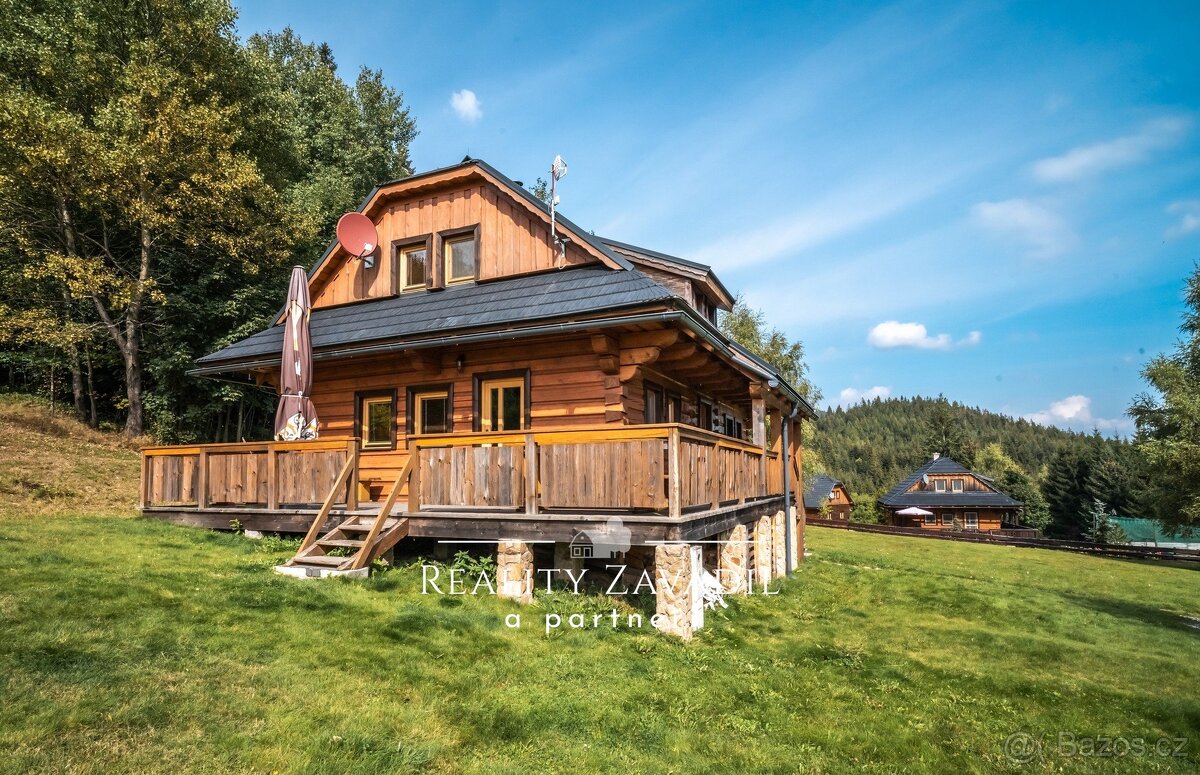 Prodej, chata-dřevěnice, 2 apartmány Klokočov, okr. Čadca