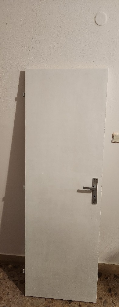 Prodám dveře interierové,použité.