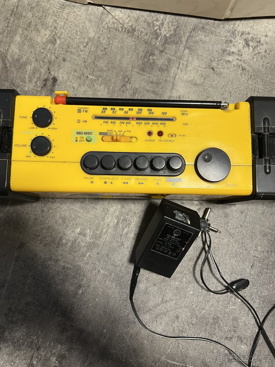 Vintage Sharp QT-S360