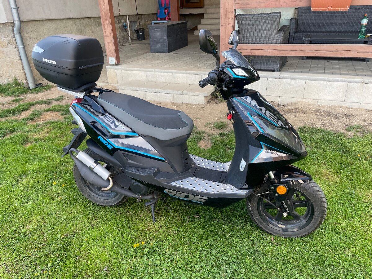 SKUTR 50ccm RIDE 2013 pouze 2800km