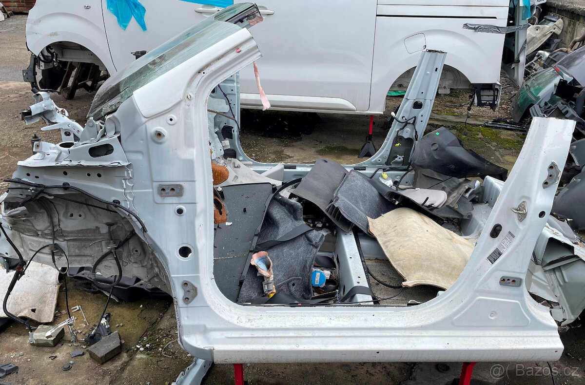 Toyota Aygo II B4 1.0 VVT-i 53kW r. v. 2021 Lift na ND