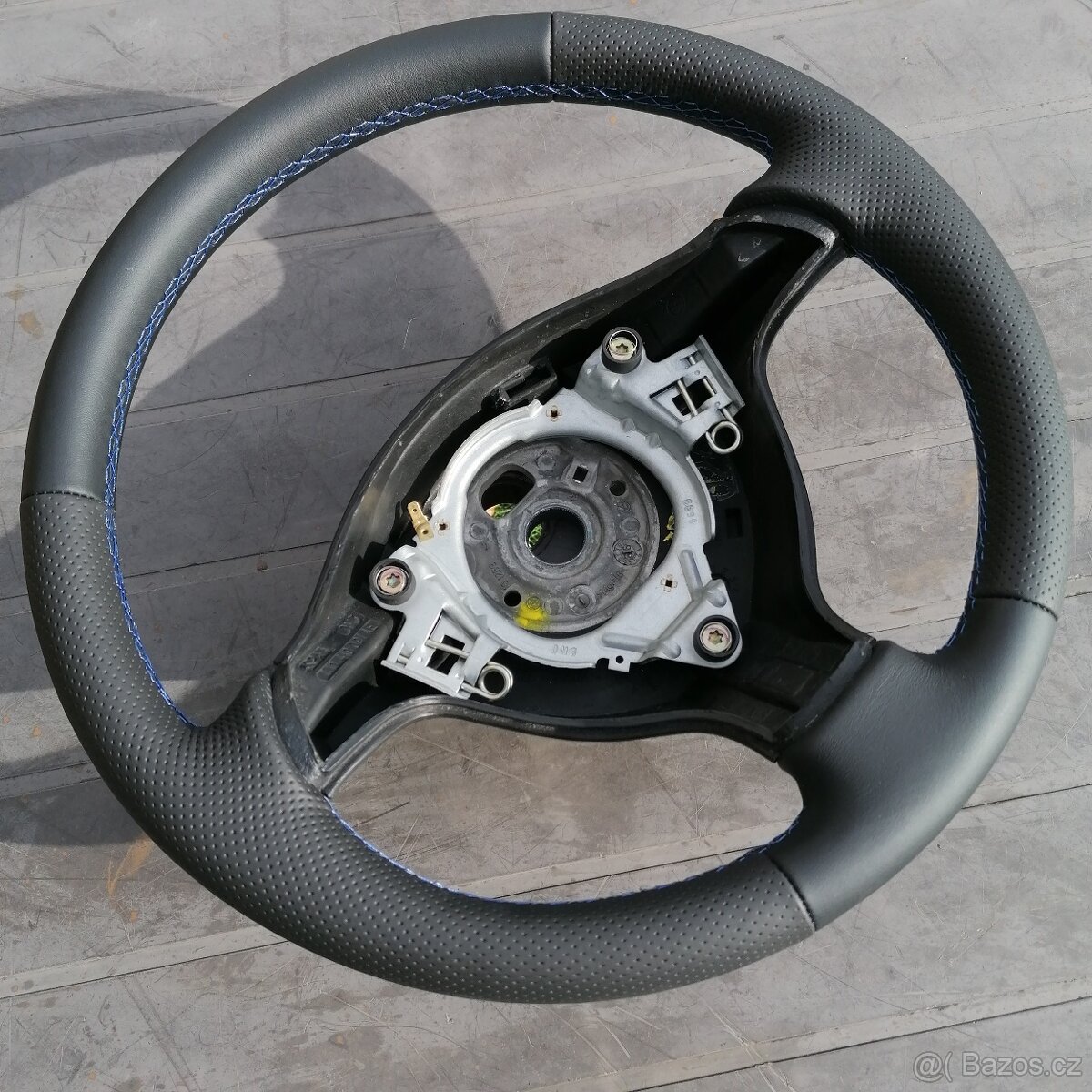 Vw golf IV, škoda octavia RS, seat leon nový kožený volant