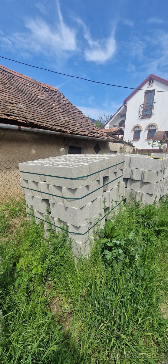 VC Stropní betonová tvárnice MIAKO 20