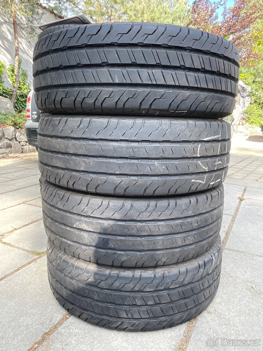 Sada letních pneu 215/65/16C na dodávku Continental