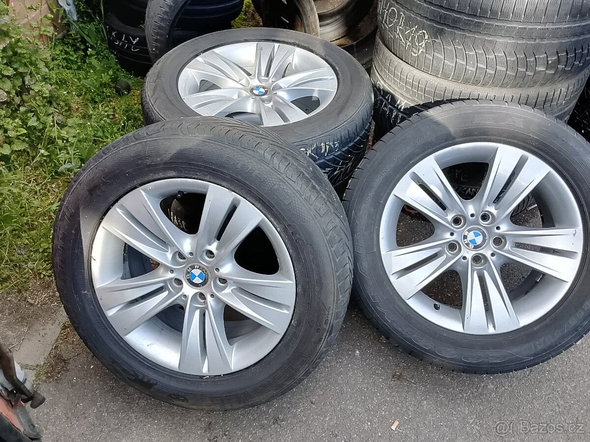 18 ALU BMW originál s letnimi pneu na dojeti