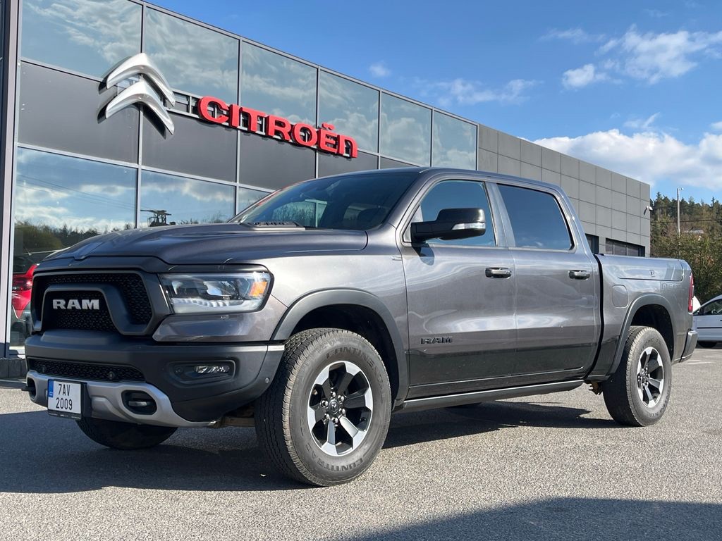 Dodge ram 5,7 HEMI REBEL VZDUCH RAM BOX