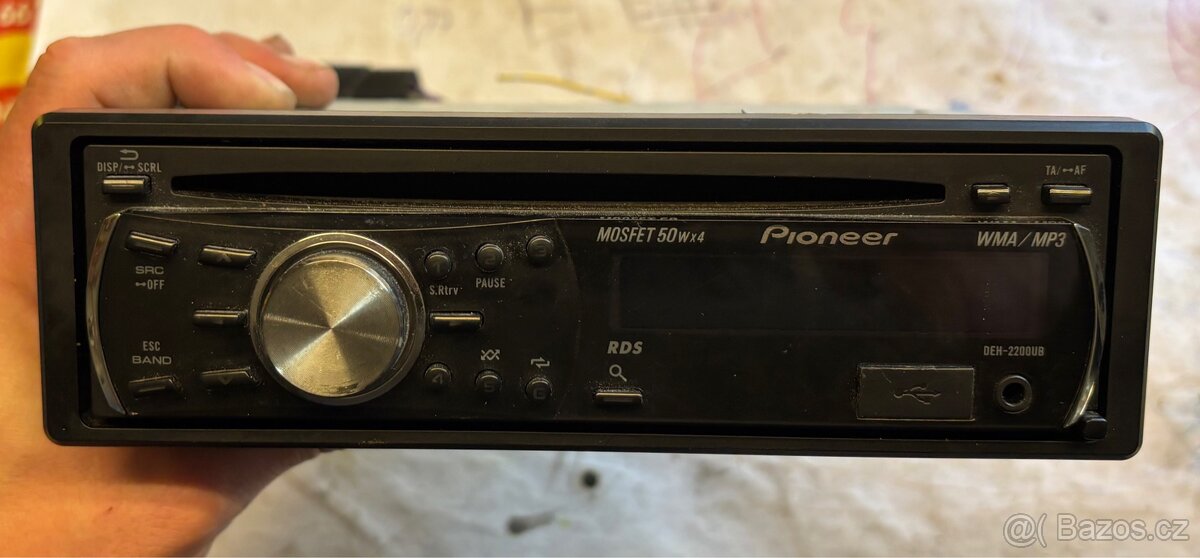autorádio Pioneer DEH-2200ub