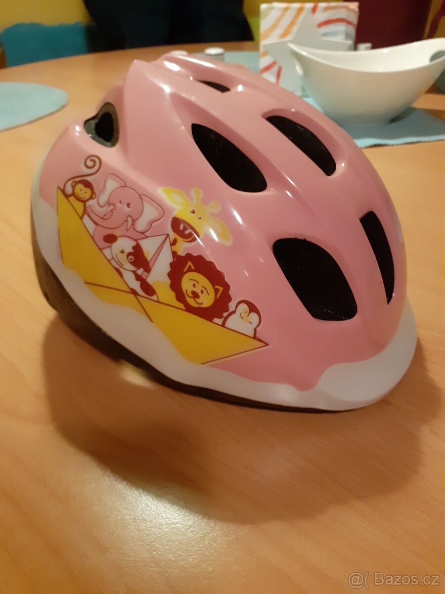 DĚTSKÁ CYKLISTICKÁ PŘILBA NA KOLO BTWIN