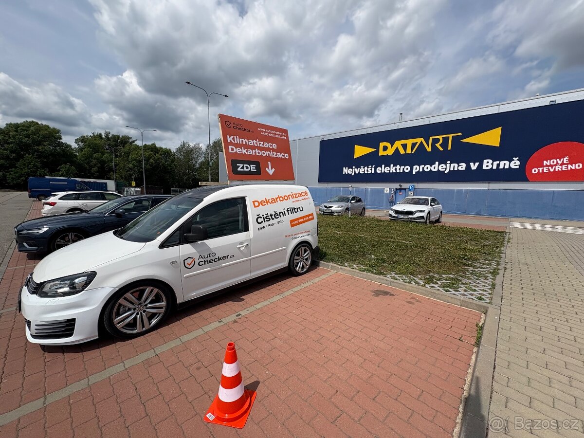 Plnění a dezinfekce klimatizace + dekarbonizace motoru