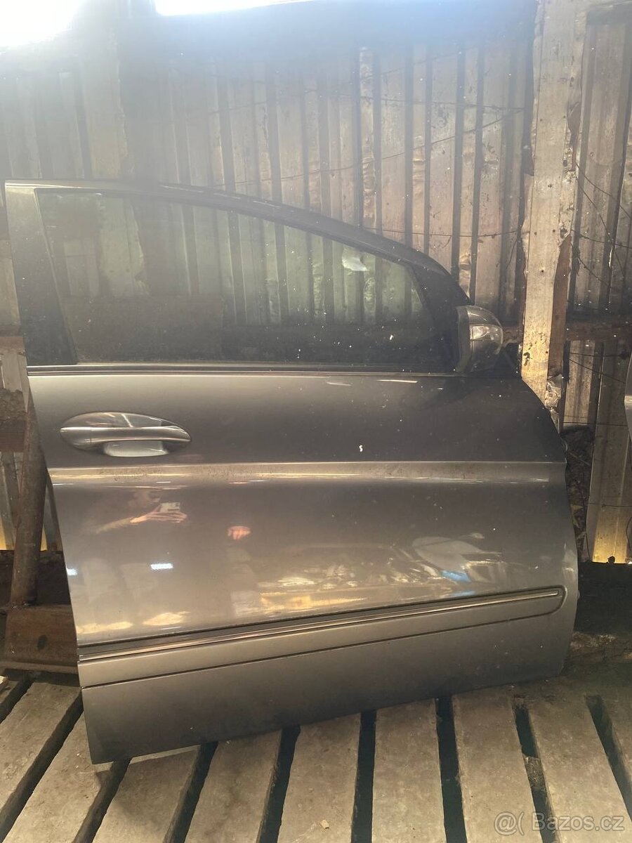 Dveře Mercedes Benz B 180 CDI 2007