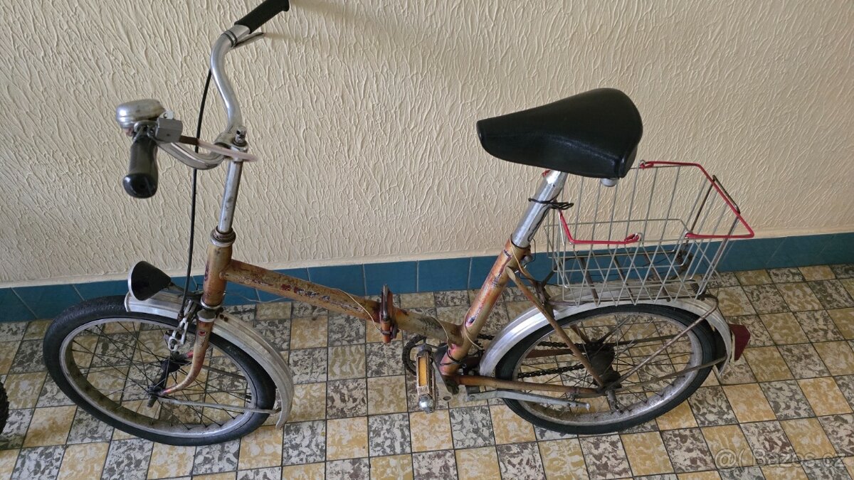 Skládačka Eska