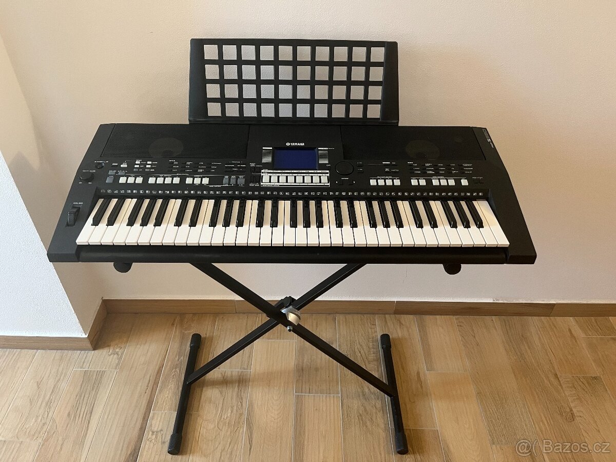 Klávesy Yamaha PSR S550