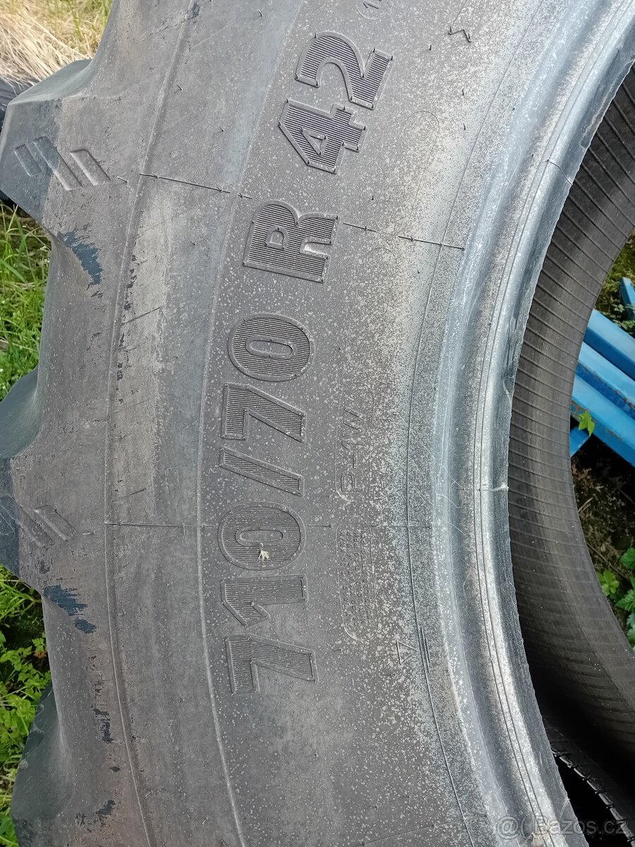 Pneu 710/70R42