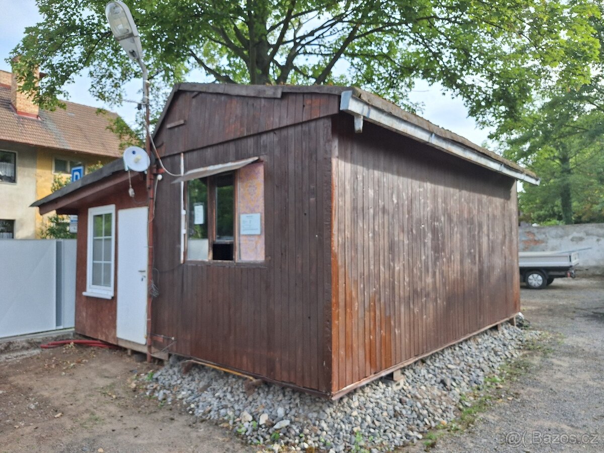 Zateplená buňka - chata ve skvělém stavu