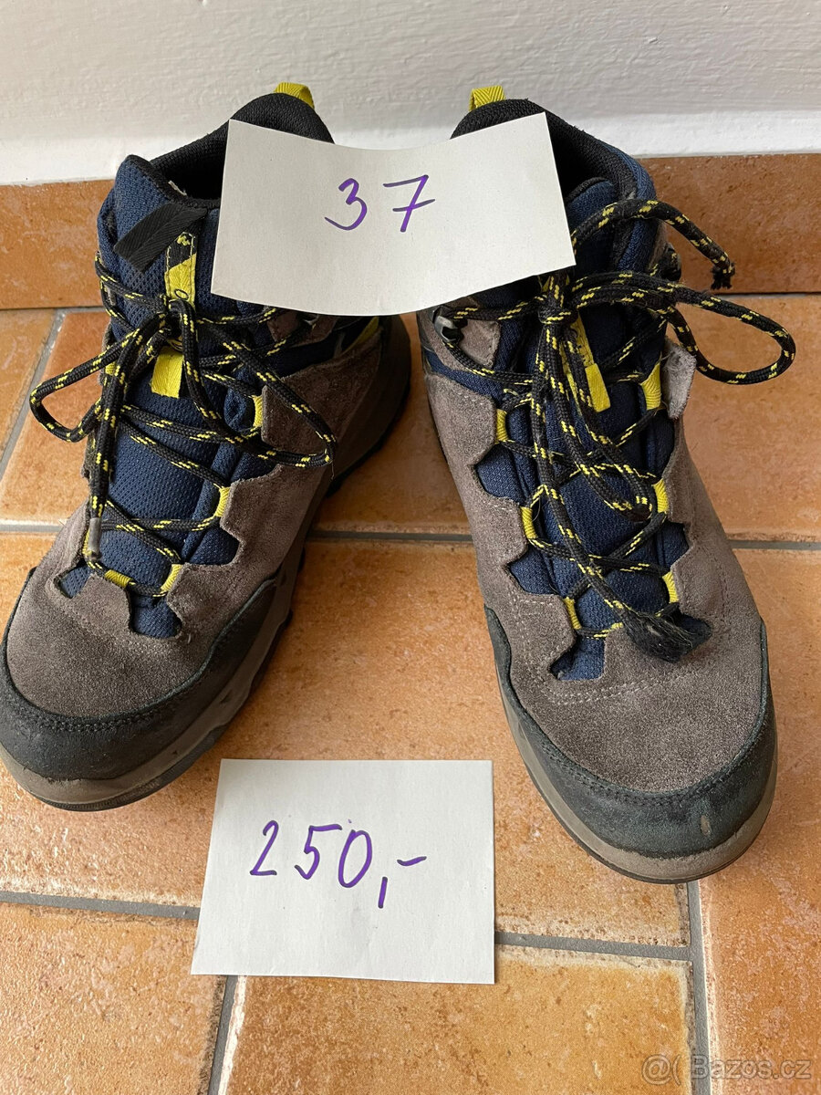 Dětské turistické boty vel. 37
