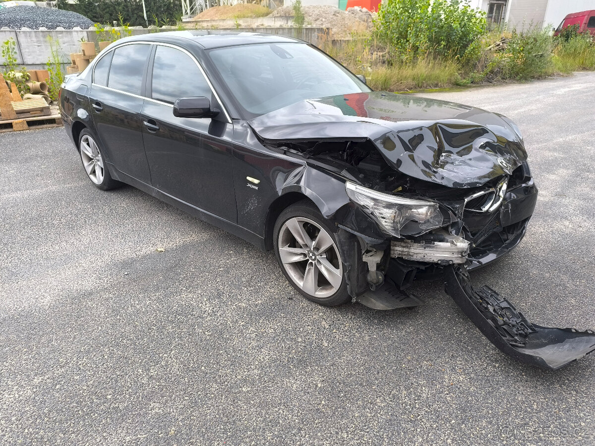 Bmw e60 530ix 200kw veškeré náhradní díly z vozu