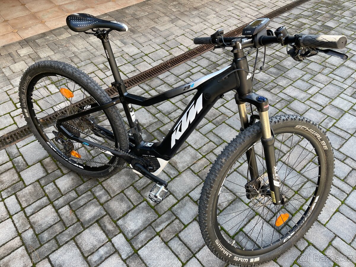 KTM MACINA RACE 294