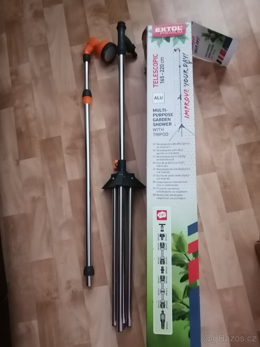 Zahradní sprcha a závěsný sušák na prádlo