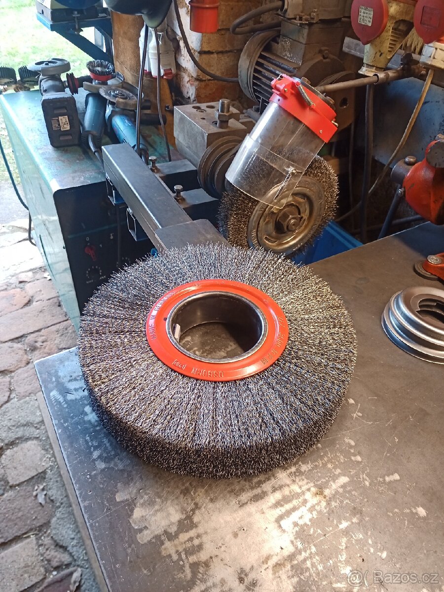 Drátěnný kotouč OSBORN 300 mm