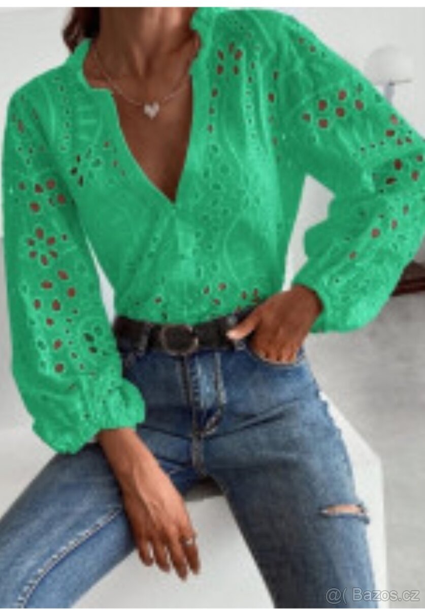 Dámská madeirová halenka velikost 38 až 40 přes prsa 82cm