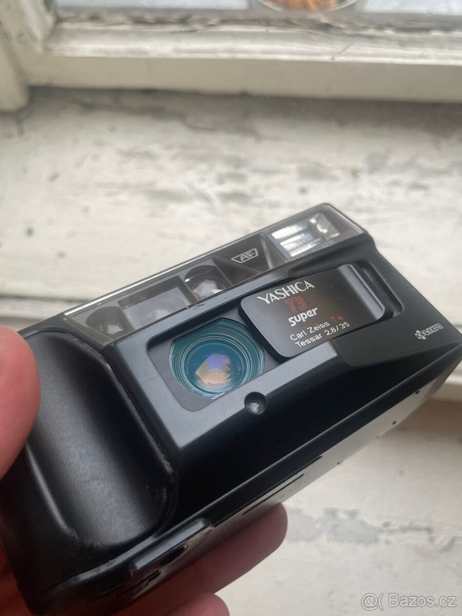 Yashica T3