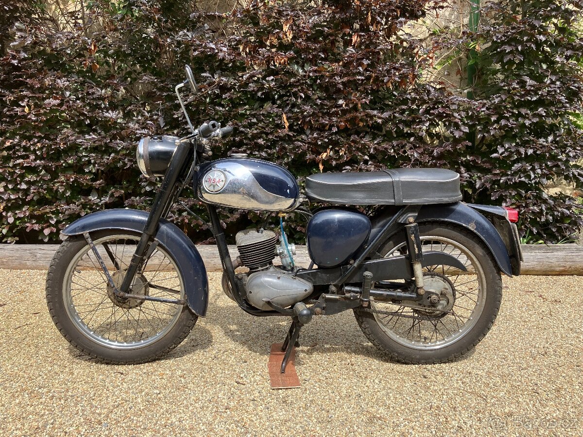 SLEVA - - BSA Bantam D10 1967