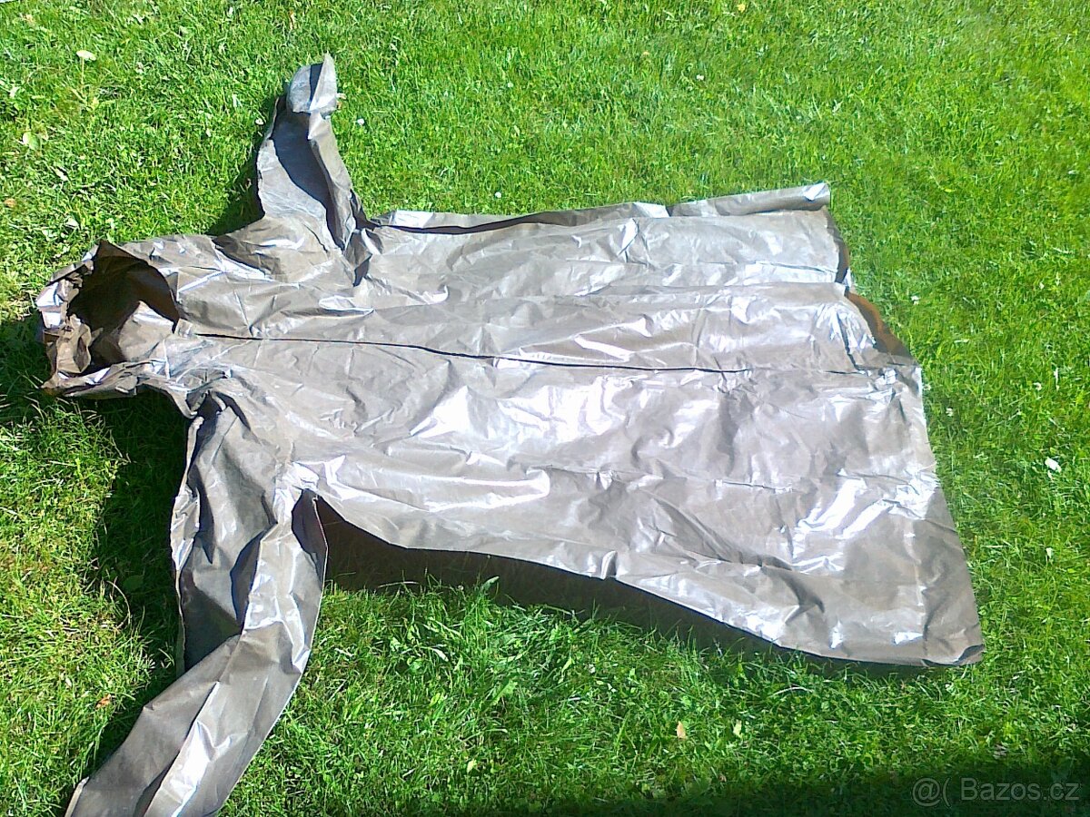 vojenská pláštěnka