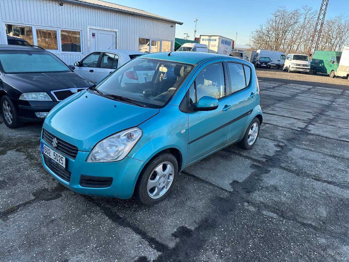 Suzuki splash 1.0 rv 2010
