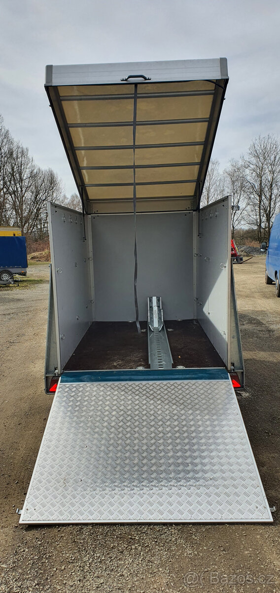 Prodám přívěsný vozík AGADOS VZ 27 skříňový za karavan