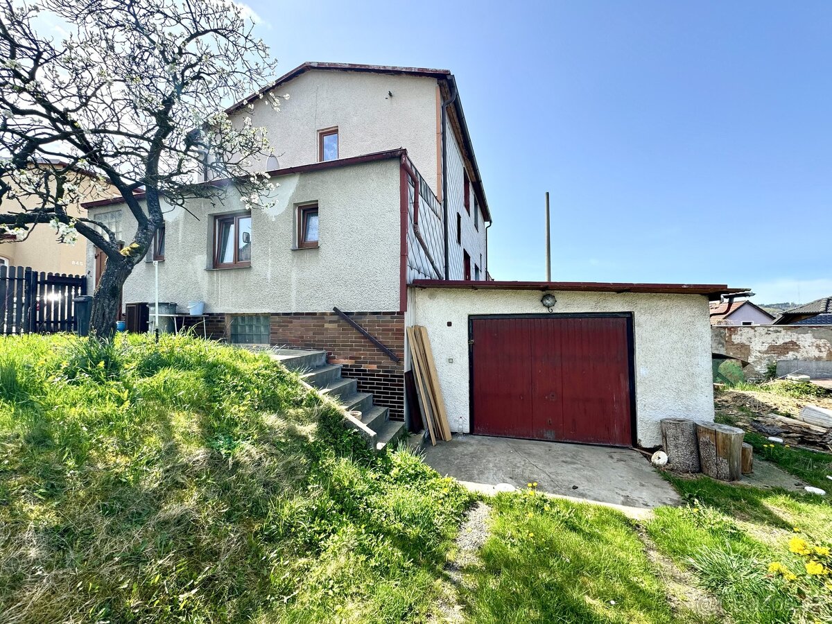Rodinný dům 4+1 (230 m2) s garáží a zahradou - Tachov, ul. N