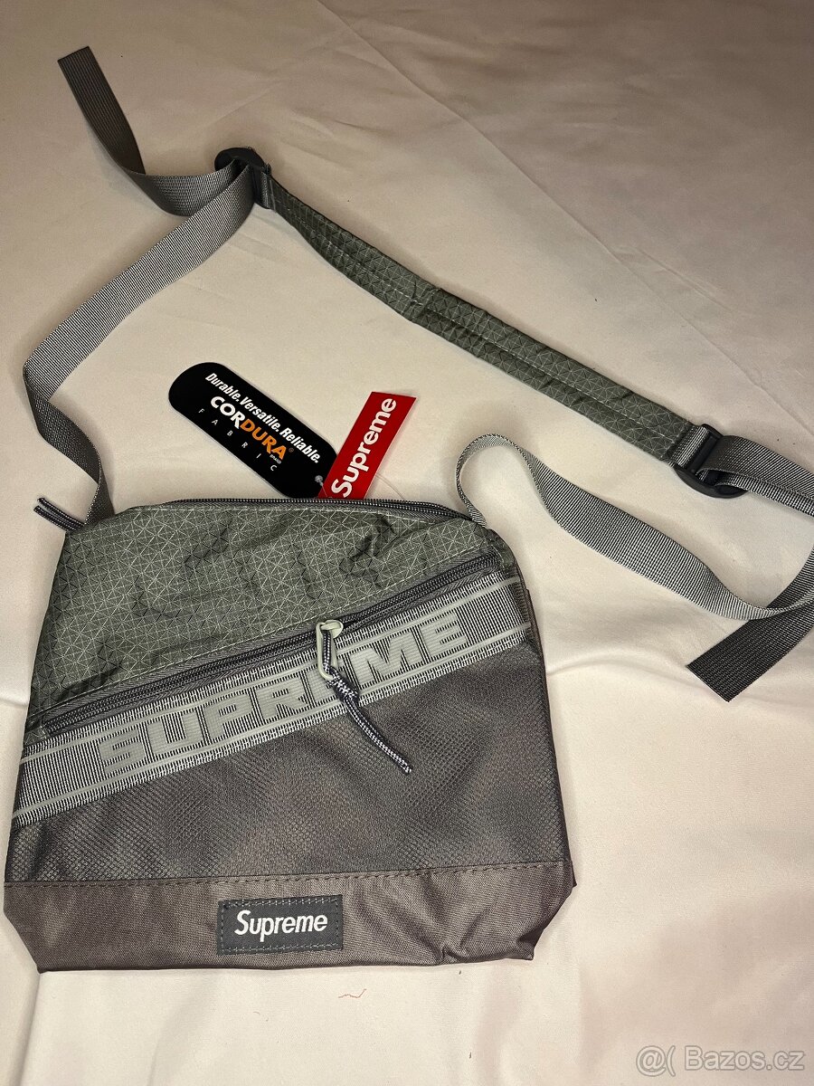 Supreme shoulder bag