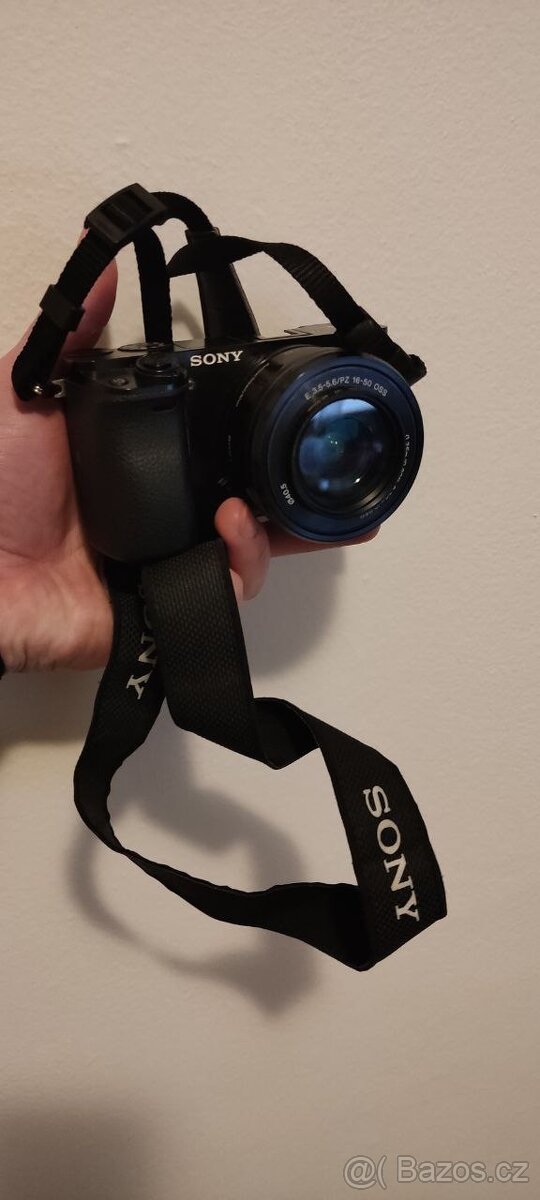 SONY a6000