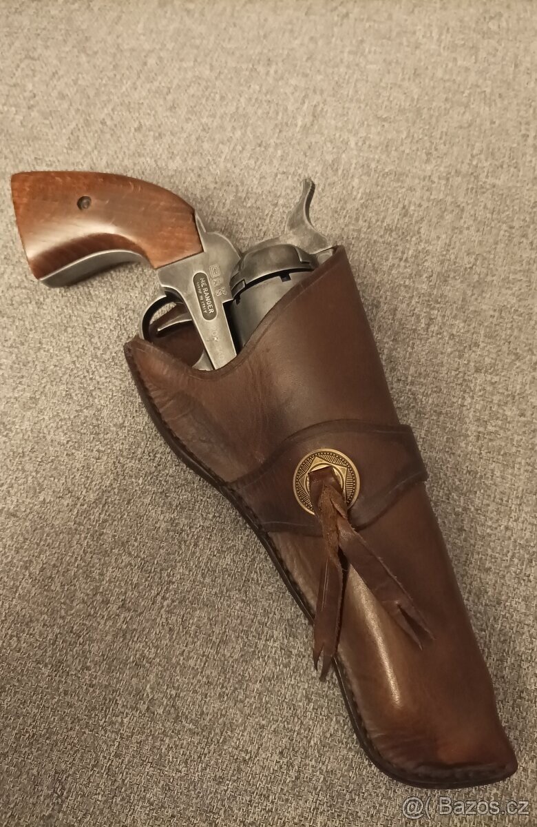 REVOLVER PEACEMAKER 9mm