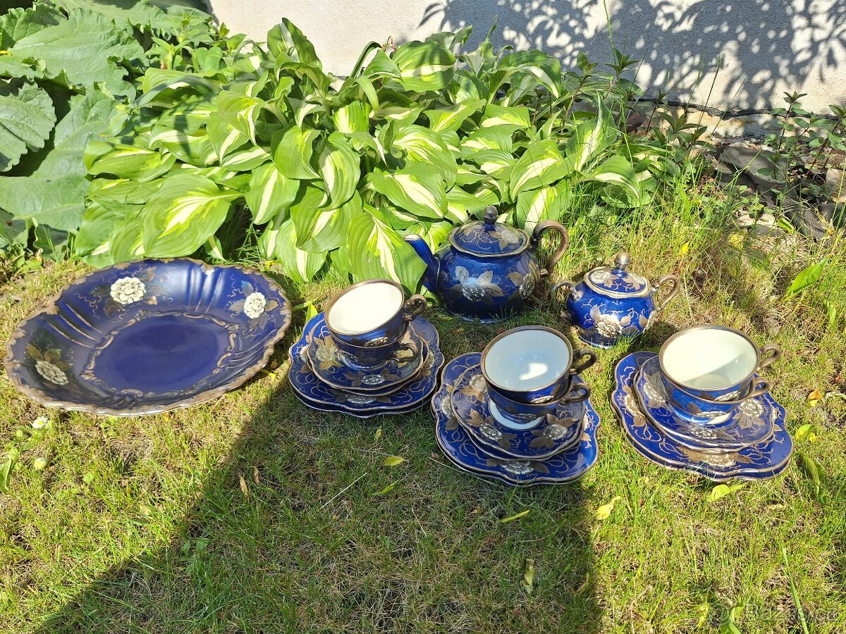 Souprava porcelánu
