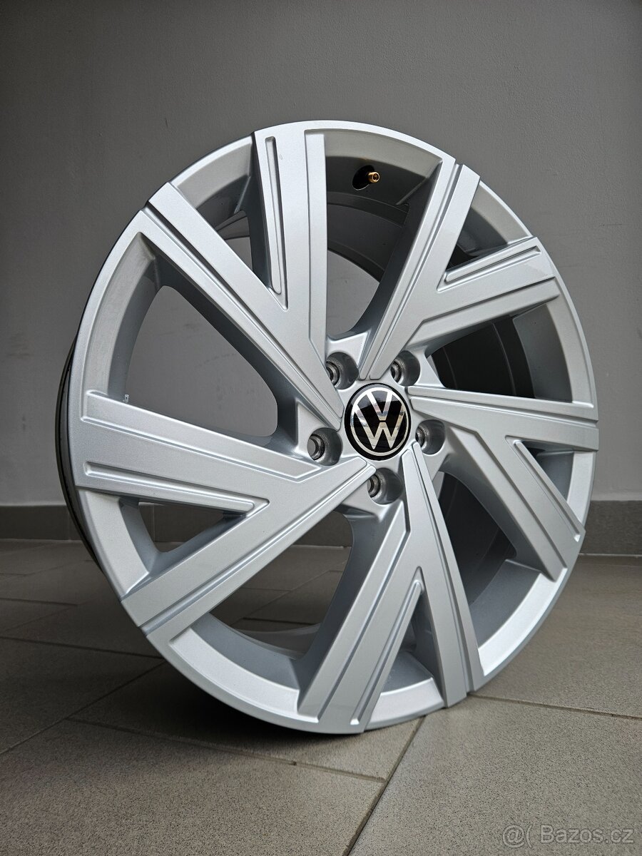 Orig. VW Bergamo 5x112 18" - Zánovní