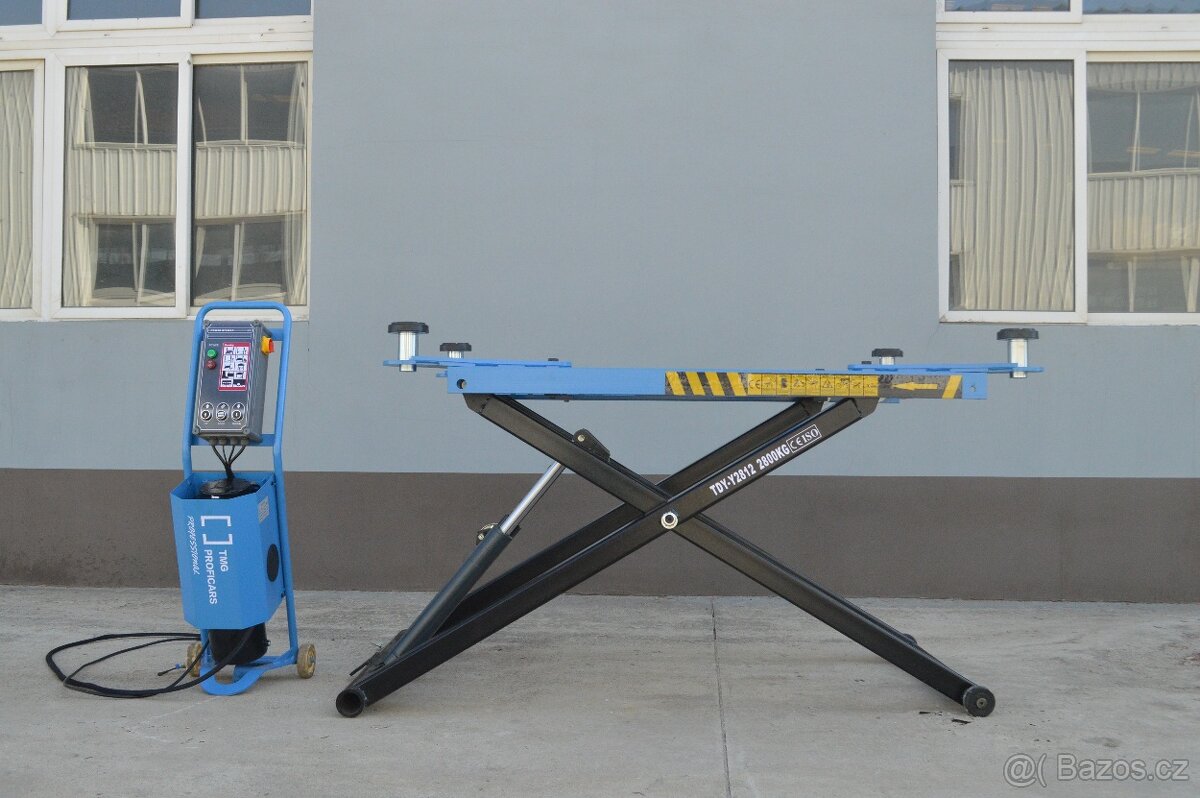 Mobilní nůžkový zvedák 2800 kg AKČNÍ CENA