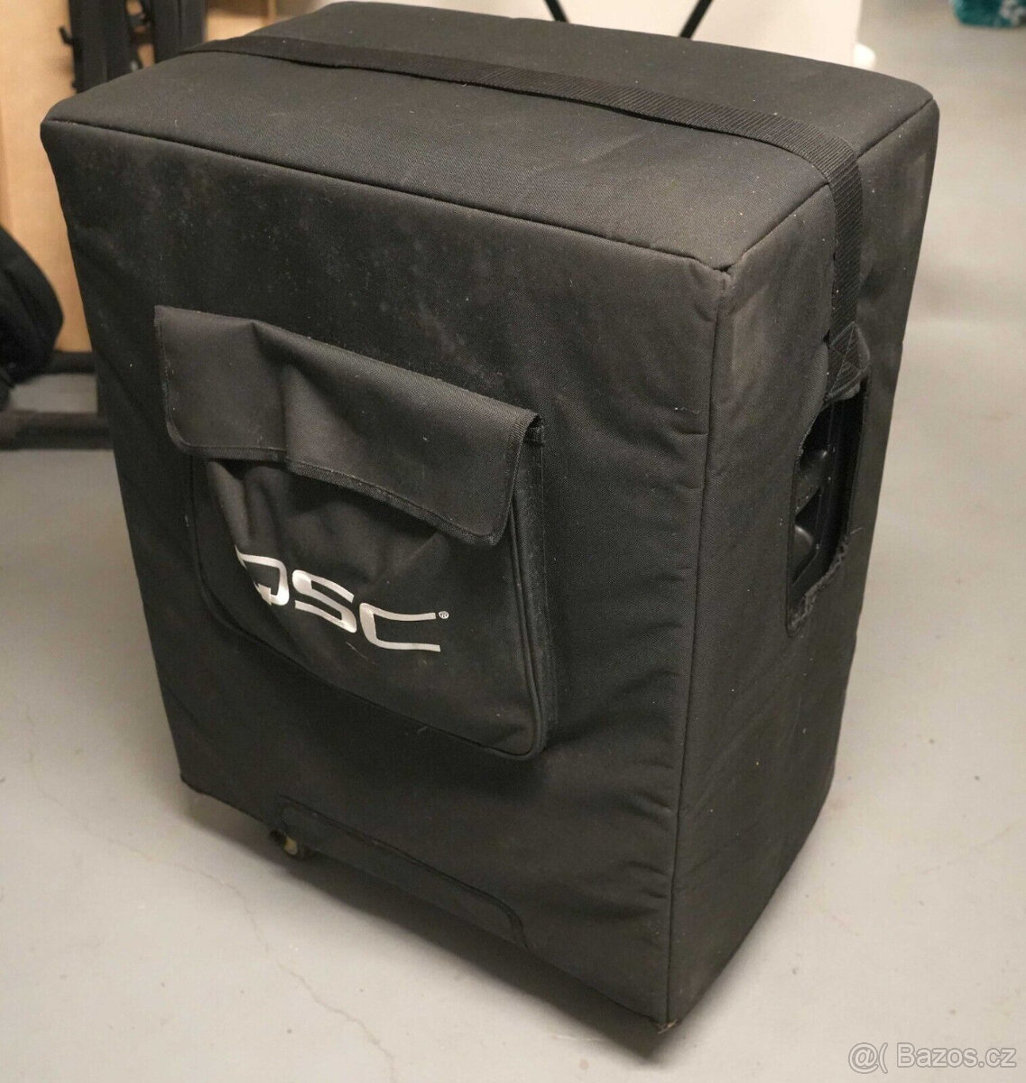 Subwoofer QSC KS212C plus taška