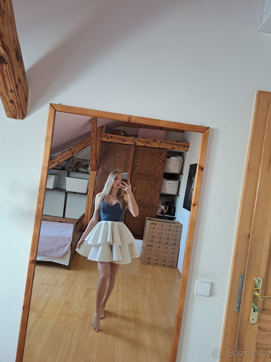Plesové šaty s bohatou sukní, vel.34