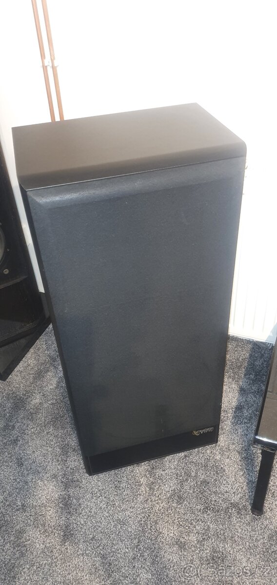 Infinity SM 152
