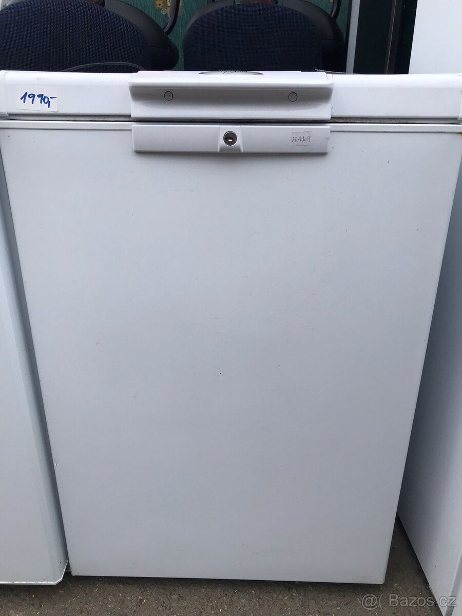 Mrazák pultový WHIRLPOOL CO141W
